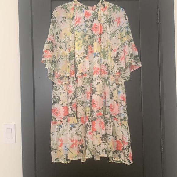 H&M dress - Picture 5 of 5